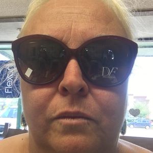 Meet your Posher, Sandy